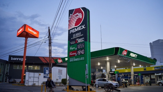 A Petroleos Mexicanos (Pemex) gas station in San Luis Potosi, Mexico, on Tuesday, Jan. 19, 2021. Mexican President Andres Manuel Lopez Obrador has sought to clamp down on private competition to state-owned companies, saying in October he intends to protect the interests of state oil producer Petroleos Mexicanos and electricity firm Comision Federal de Electricidad. At the time, he accused foreign companies of ransacking the country. Photographer: Mauricio Palos/Bloomberg
