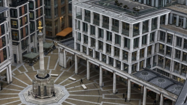The London Stock Exchange Group Plc's offices sits in Paternoster Square in London, U.K., on Thursday, Jan. 2, 2020. Stocks started the year on the front foot, building on strong gains for many asset classes in 2019 as investors cheered the latest policy move by China’s central bank to support its economy. Photographer: Simon Dawson/Bloomberg