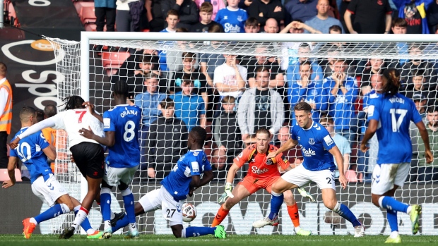Joe Aribo of Southampton scores their team's first goal during the Premier League match between Southampton FC and Everton FC at Friends Provident St. Mary's Stadium on October 01, 2022 in Southampton, England. 