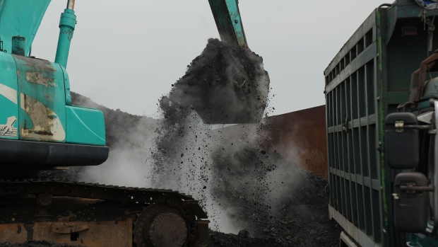 Indonesia mencari kesepakatan pembekuan batu bara dari Bank Dunia, ADB senilai $4 miliar