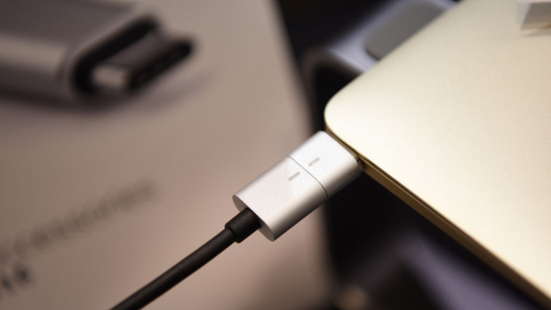 Apple cumplirá con la ley de cargadores de iPhone USB-C, dice ejecutivo