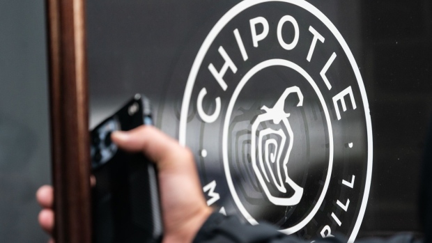 A Chipotle restaurant in New York, US, on Monday, Oct. 24, 2022. Chipotle Mexican Grill Inc. is scheduled to release earnings figures on October 25. Photographer: Jeenah Moon/Bloomberg