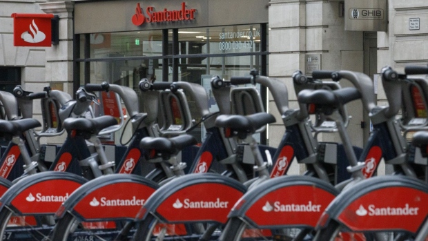 A row of Santander Cycle hire bikes close to a Banco Santander SA bank branch in London, U.K., on Friday, Oct. 22, 2021. The leaders of Europe's top banks agree they have a lot riding on the recent surge in consumer prices.