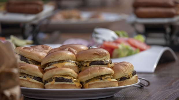 WASHINGTON, DC - JULY 04: Cheeseburgers are seen during a picnic for military families hosted by President Donald Trump and first lady Melania Trump at the White House on July 4, 2018 in Washington, DC. (Photo by Alex Edelman/Getty Images)