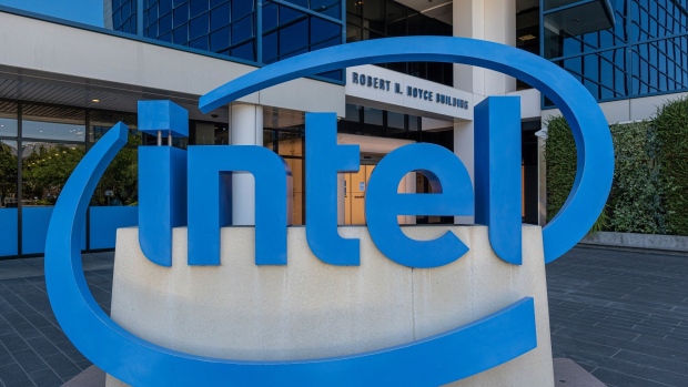 Intel headquarters in Santa Clara, California, US, on Tuesday, July 26, 2022. Intel Corp. is scheduled to release earnings figures on July 28. Photographer: David Paul Morris/Bloomberg