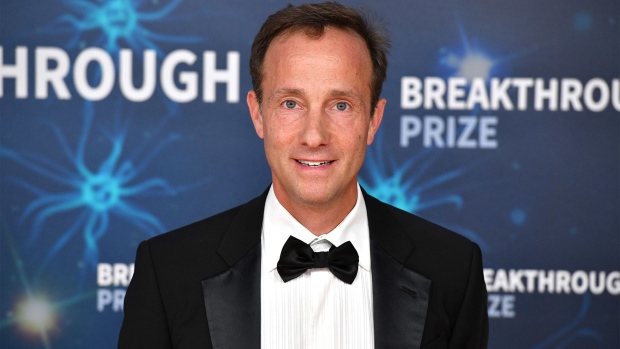 MOUNTAIN VIEW, CALIFORNIA - NOVEMBER 03: Dan Dees attends the 2020 Breakthrough Prize Red Carpet at NASA Ames Research Center on November 03, 2019 in Mountain View, California. (Photo by Ian Tuttle/Getty Images for Breakthrough Prize )