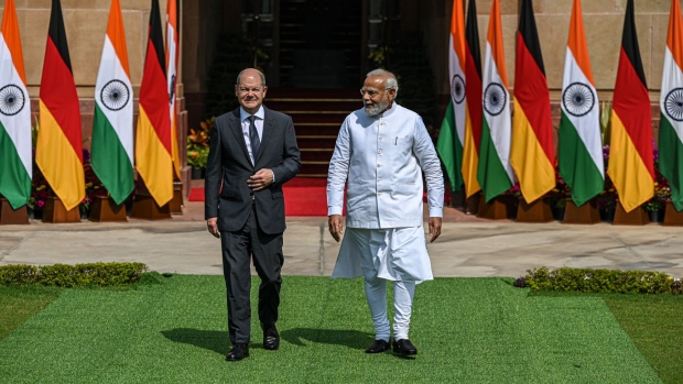 Olaf Scholz, Germany's chancellor, left, with Narendra Modi, India's prime minister at Hyderabad House in New Delhi, India, on Saturday, Feb. 25, 2023. Scholz wants to use his first visit to India as German chancellor this weekend to strengthen business ties with the world’s most populous democracy and deepen cooperation in areas including green energy, climate protection and defense. Photographer: Prakash Singh/Bloomberg