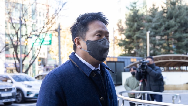 Daniel Shin arrives at the Seoul Southern District Court on Dec. 2.