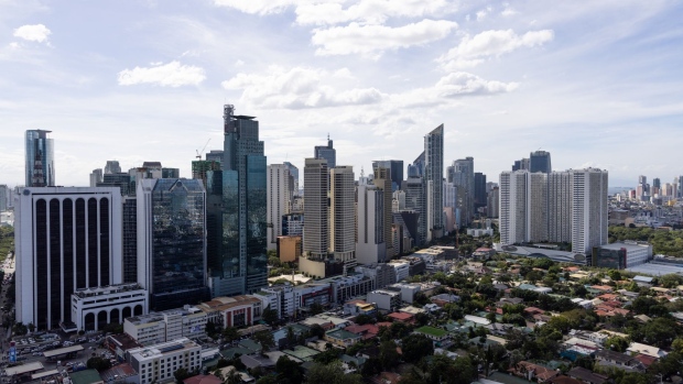 Buildings in the Central Business District (CBD) in Metro Manila. Photographer: SeongJoon Cho/Bloomberg