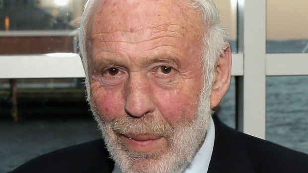 Jim Simons Photographer: Andrew Toth/Getty Images