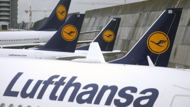 FRANKFURT AM MAIN, GERMANY - FEBRUARY 22: Lufthansa airplanes stand on the tarmac at Frankfurt International Airport on February 22, 2010 in Frankfurt am Main, Germany. Lufthansa, Lufthansa Cargo und Germanwings pilots are in a dispute over payment, working conditions and job security and hold a four-day strike, starting on Monday, February 22. (Photo by Ralph Orlowski/Getty Images)