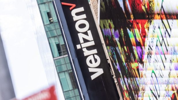 A Verizon store in New York, US, on Monday, July 3, 2023. Verizon Communications Inc. is scheduled to release earnings figures on July 25. Photographer: Jeenah Moon/Bloomberg