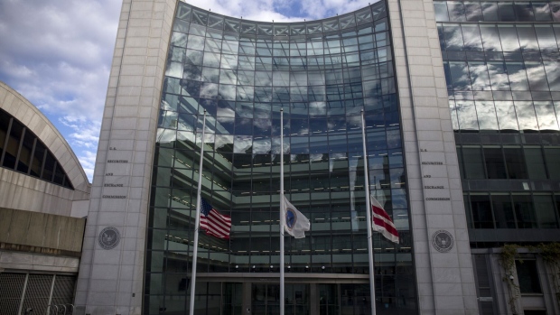 The headquarters building of the U.S. Securities and Exchange Commission (SEC) stands in Washington, D.C., U.S., on Dec. 22, 2018. Parts of the U.S. government shut down on Saturday for the third time this year after a bipartisan spending deal collapsed over President Donald Trump's demands for more money to build a wall along the U.S.-Mexico border.