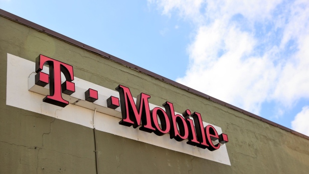 T-Mobile to Cut About 7% of Workforce, Mostly Corporate Roles - BNN  Bloomberg