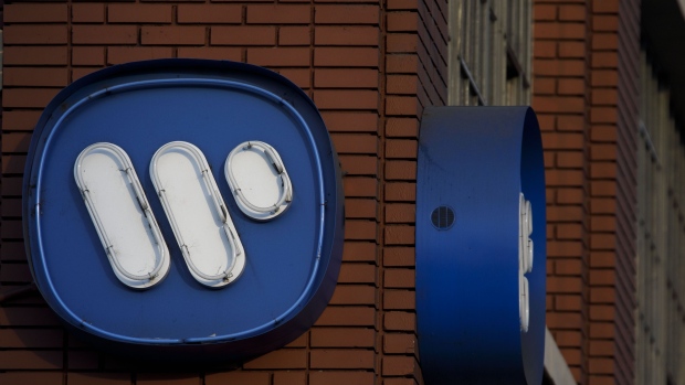 The Warner Music Group Inc. logo is displayed outside the company's headquarters in the Arts District neighborhood of Los Angeles, California, U.S., on Wednesday, June 3, 2020. Warner Music Group's shareholders have raised $1.93 billion in an upsized initial public offering that ranks as one of the biggest U.S. listing this year. Photographer: Patrick T. Fallon/Bloomberg