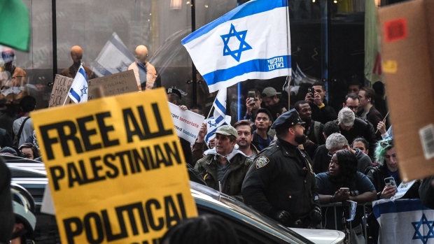 Pro-Israel and pro-Palestinian protesters in New York City on Oct. 13.