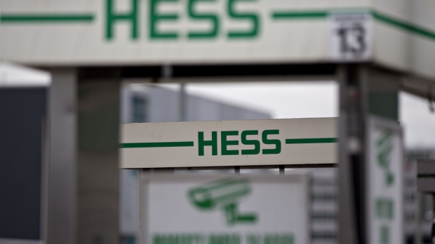 Fuel pumps stand at a Hess Corp. gas station in Washington, D.C., U.S., on Tuesday, Jan. 24, 2017. Hess is expected to release earnings figures on January 25. Photographer: Andrew Harrer/Bloomberg