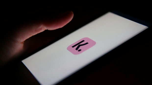 A Klarna app logo on a mobile phone arranged in London, U.K., on Thursday, Jan. 21, 2021. Klarna AB, a Swedish payment provider for online shoppers, is still setting its sights on an initial public offering even after its latest funding round left it roughly twice as valuable as it was a year ago.