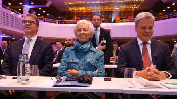 Christine Lagarde, center, during the Frankfurt European Banking Congress on Nov. 17. Photographer: Alex Kraus/Bloomberg