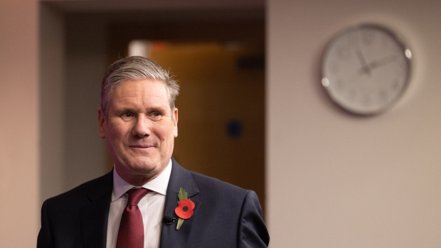 Keir Starmer, leader of the Labour Party, arrives to deliver a speech at Chatham House in London, UK, on Tuesday, Oct. 31, 2023. Starmer will seek to clarify his position on the Israel-Hamas conflict in a speech Tuesday as the UK’s main opposition party continues to face internal splits over its response.