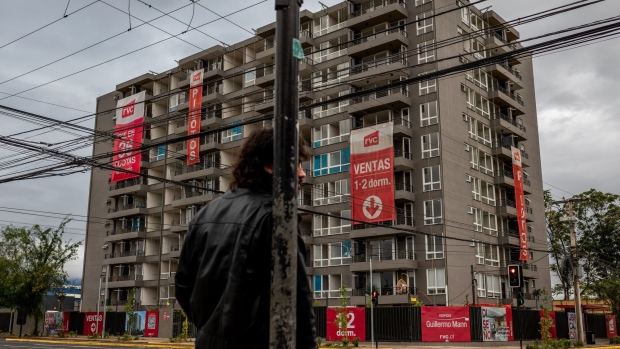 Las casas que los compradores no tocarán muestran la profundización de la crisis en Chile