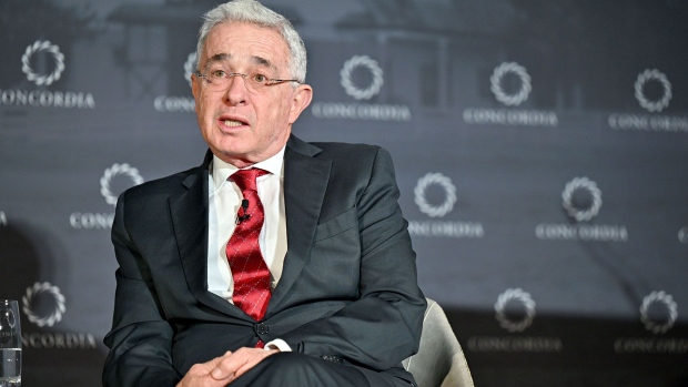 <p>Álvaro Uribe </p>