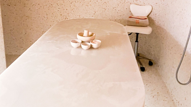 A wet-room treatment area for scalp treatments and body scrubs. Photographer: Sarah Rappaport/Bloomberg