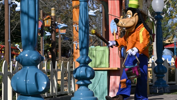 Goofy at Mickey's Toontown during its reopening inside Disneyland Park in Anaheim, California. Photographer: Jeff Gritchen/Orange County Register/MediaNews Group/Getty Images
