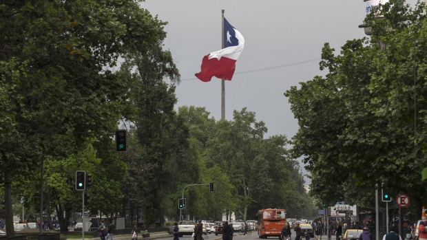 Banco estatal chileno contrata bancos para posible venta de bonos AT1 en dólares