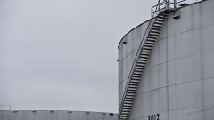Oil storage tanks in Cushing, Oklahoma. Photographer: Daniel Acker/Bloomberg