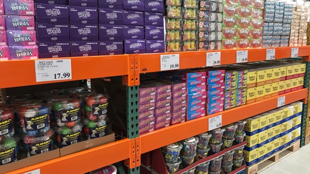 https://www.bnnbloomberg.ca/polopoly_fs/1.711788.1490989039!/fileimage/httpImage/image.JPG_gen/derivatives/landscape_620/candy-at-costco-wholesale.JPG