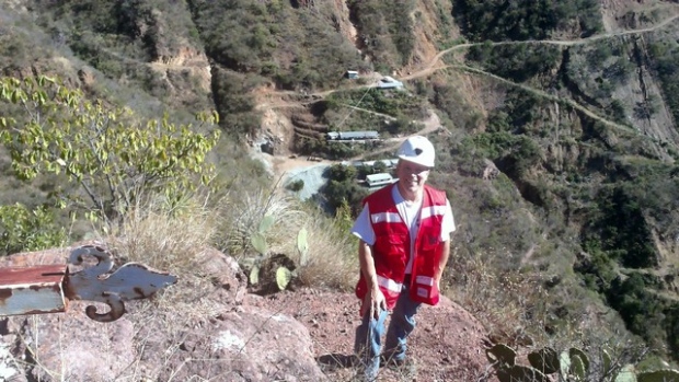 Telson Resources President, Ralph Shearing, stands above the current Tahuehueto Project camp.