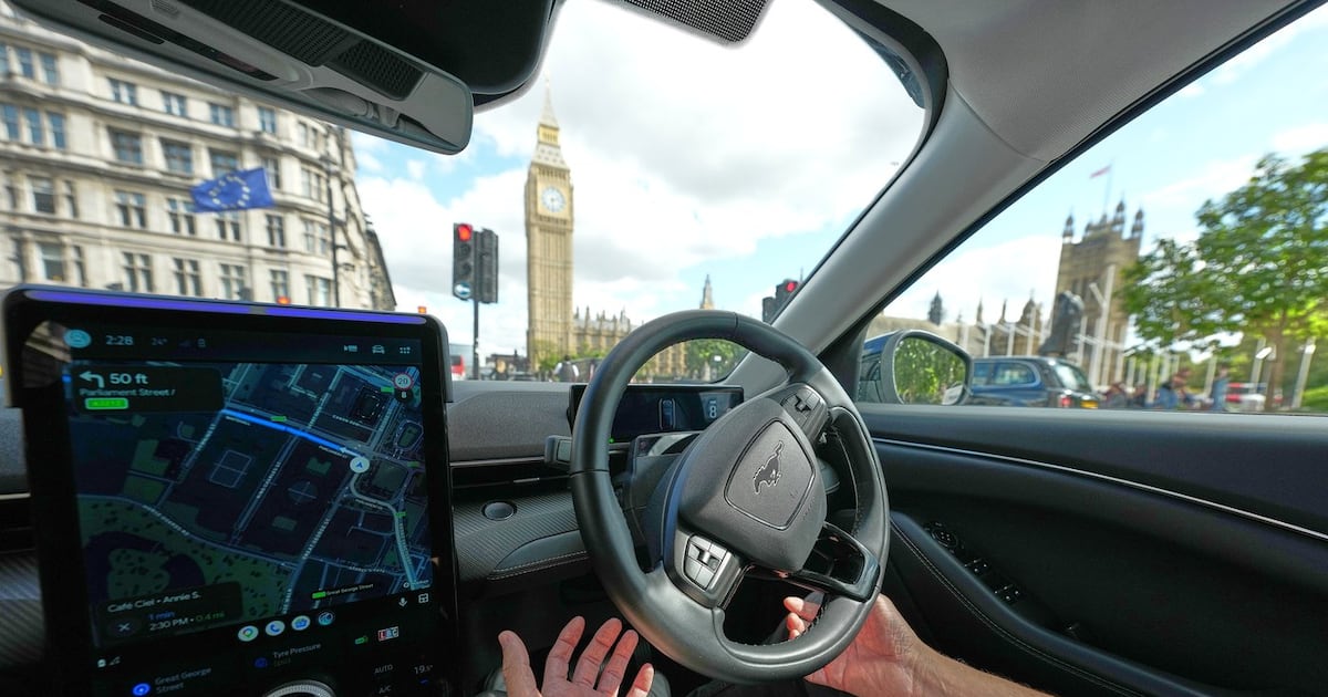 Robotaxi-Service startet auf Londons belebten Straßen, während Europa den ...