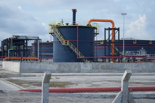 Nigerian billionaire Dangote launches oil refinery IPO, Africa’s biggest share sale