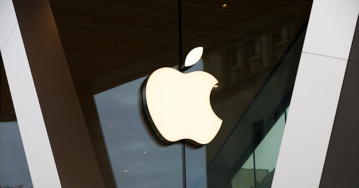 Apple unseats Nvidia to become world’s most valuable company as AI bets ...