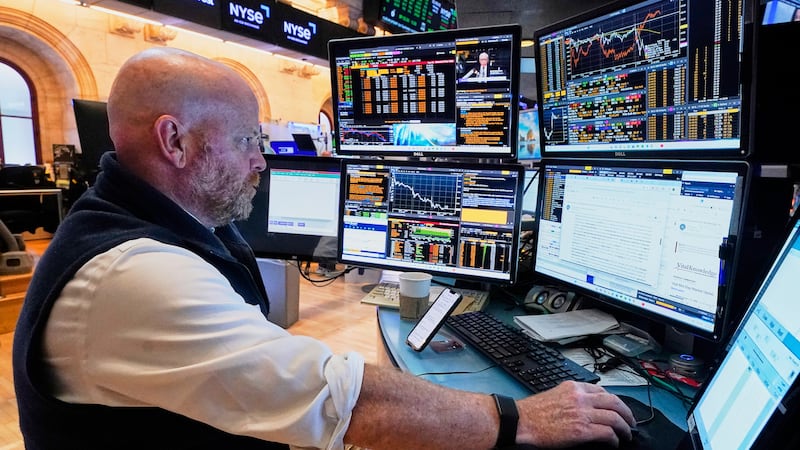 Market Outlook: Canadian bank stocks reward patient long-term investors