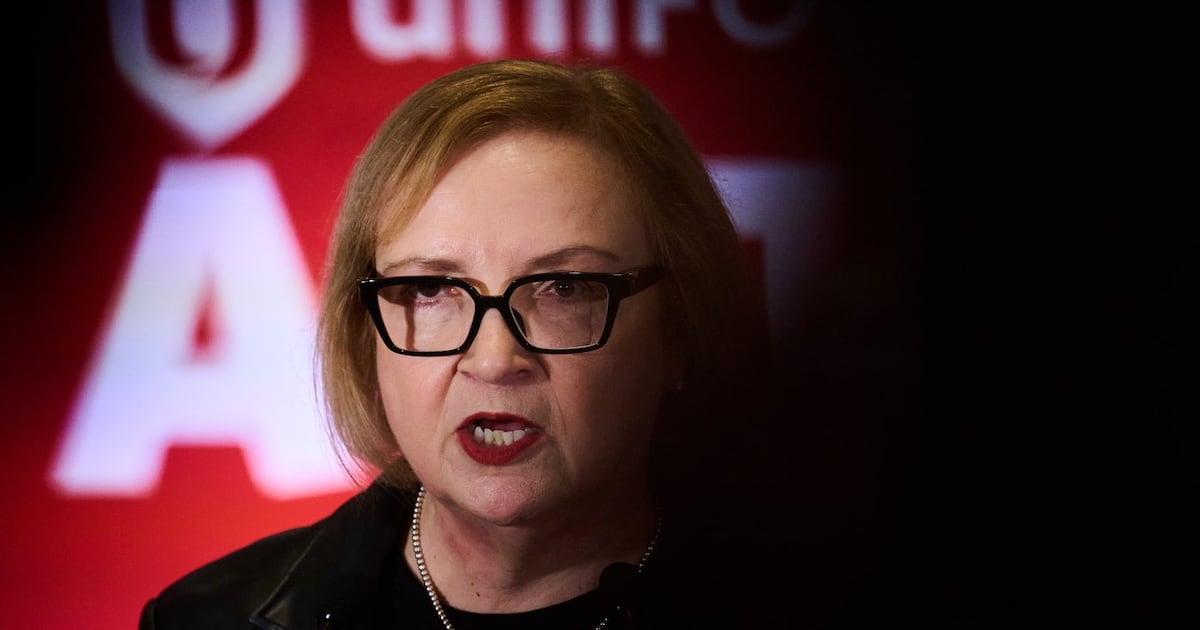Photo: bnnbloomberg.ca Unifor National President Lana Payne speaks to media after the opening of bargaining between Unifor and Stellantis, in