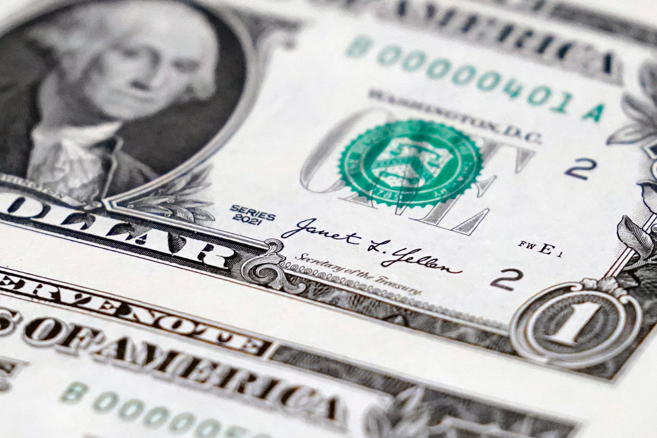 U.S. dollar firmer as U.S.-Iran conflict intensifies, Brent hits US$90