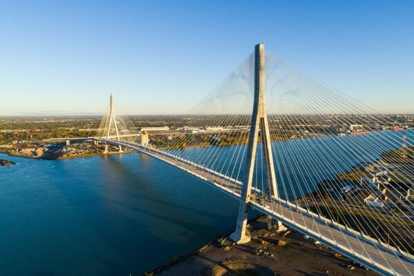 Trump threatens to block opening of new bridge between Windsor and Detroit