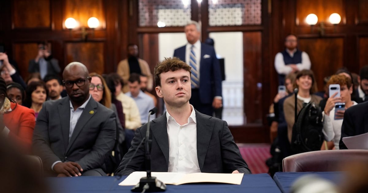 AI industry insiders voice alarms to NYC council as local governments take up safety concerns - BNN Bloomberg