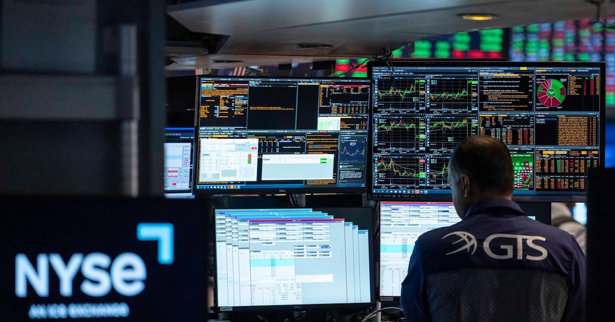 Sell-off in global bond markets deepens