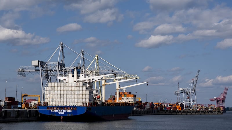 Canada swings to trade surplus for the first time in 6 months