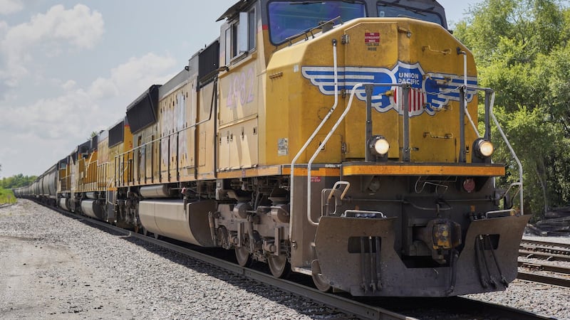 Hot Picks: Transportation stocks gain from tighter freight capacity