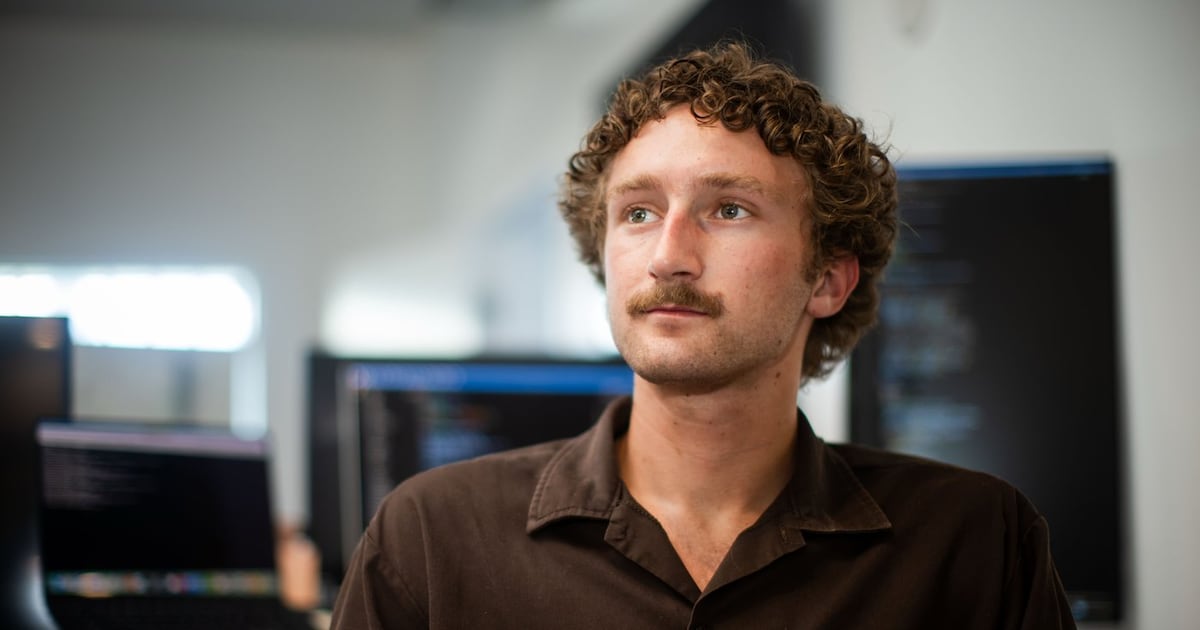 Computer science grads focus on AI skills in choppy job market