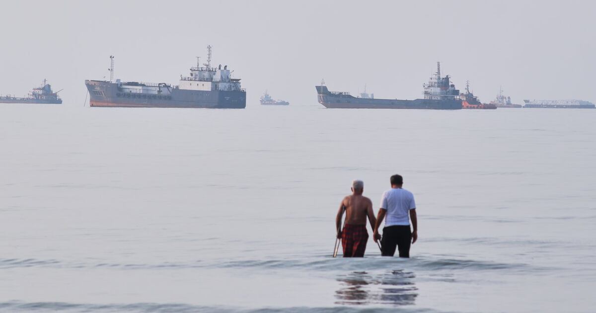 Why it’s so difficult for the U.S. to fully reopen the Strait of Hormuz