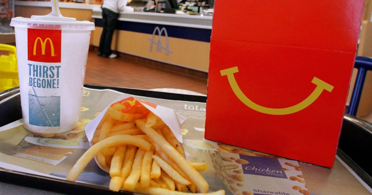 Cheap deals for U.S. fast-food chains no longer do the trick in Q2 www.bnnbloomberg.ca Cheap deals for U.S. fast-food chains no longer do the trick in Q2 www.bnnbloomberg.ca
