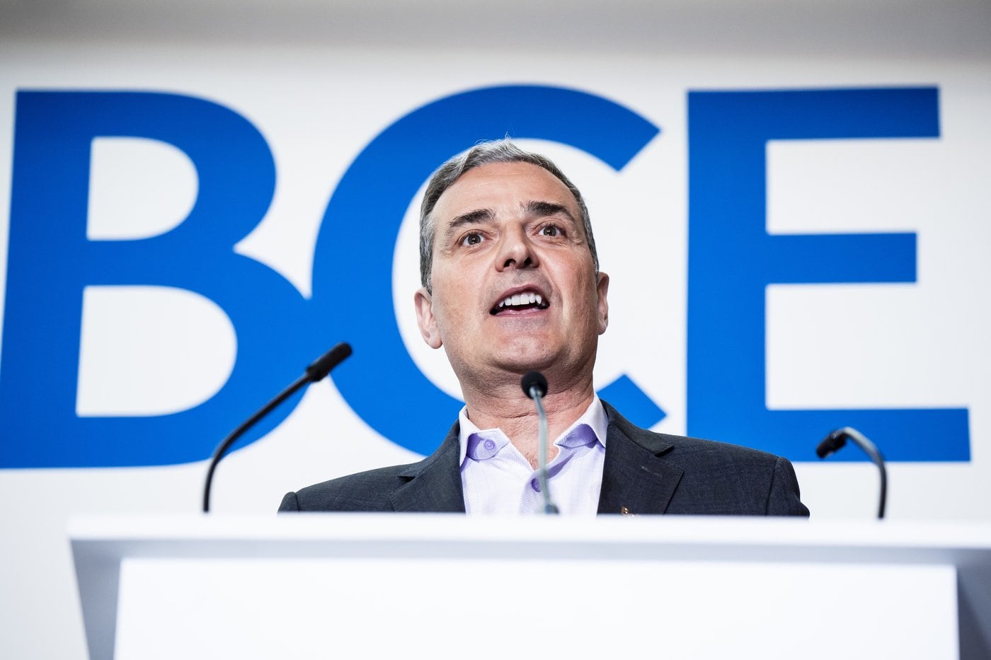 Bell Canada and Cohere sign AI deal