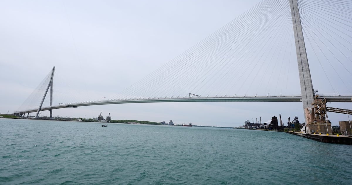 Officials scrambled behind the scenes as Trump took aim at bridge project: ...