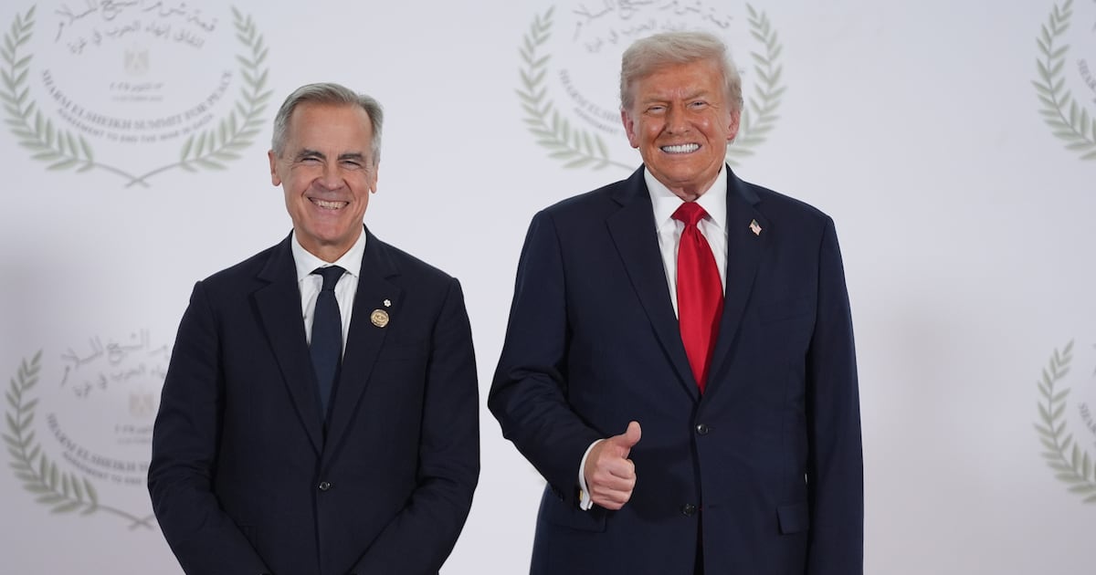 Photograph accompanying Carney asks money managers holding $70 trillion for about 1% of it over five years