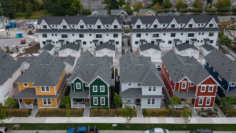Market Outlook: Mortgage rates near 5% could stall Canadian homebuying